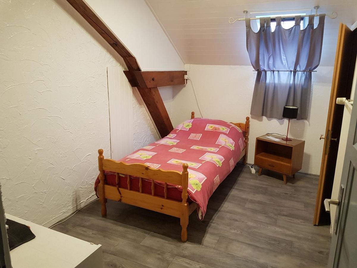 Hotel de la Gare, Vendlincourt Habitación foto